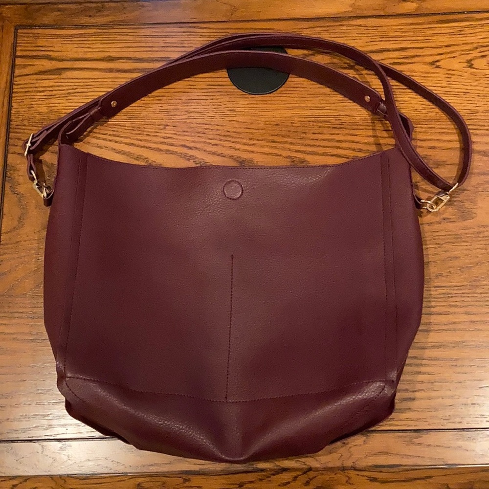 EUC a new day burgundy tote. Super soft!